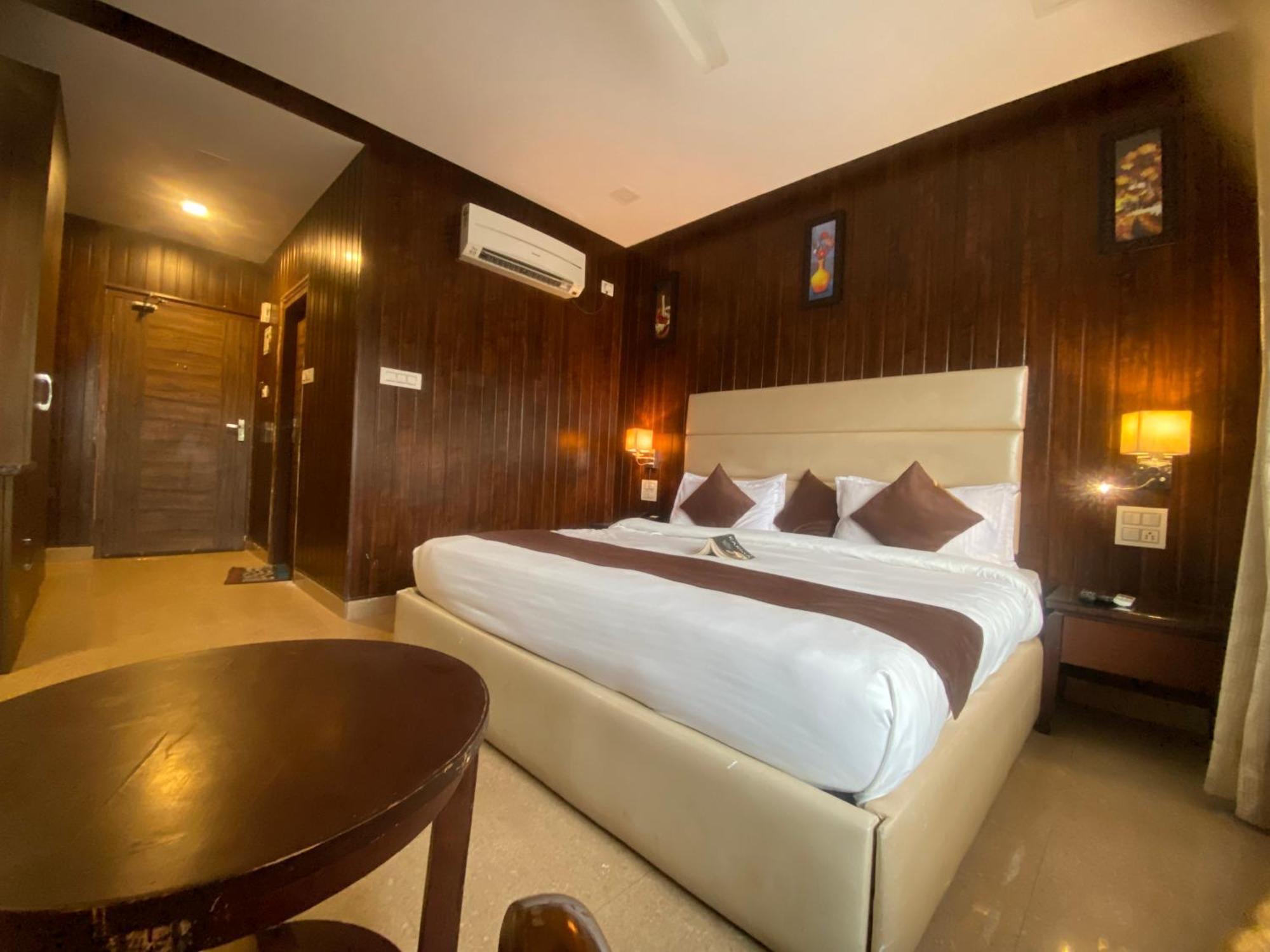 Mj Hills Rishikesh Hotel Bagian luar foto