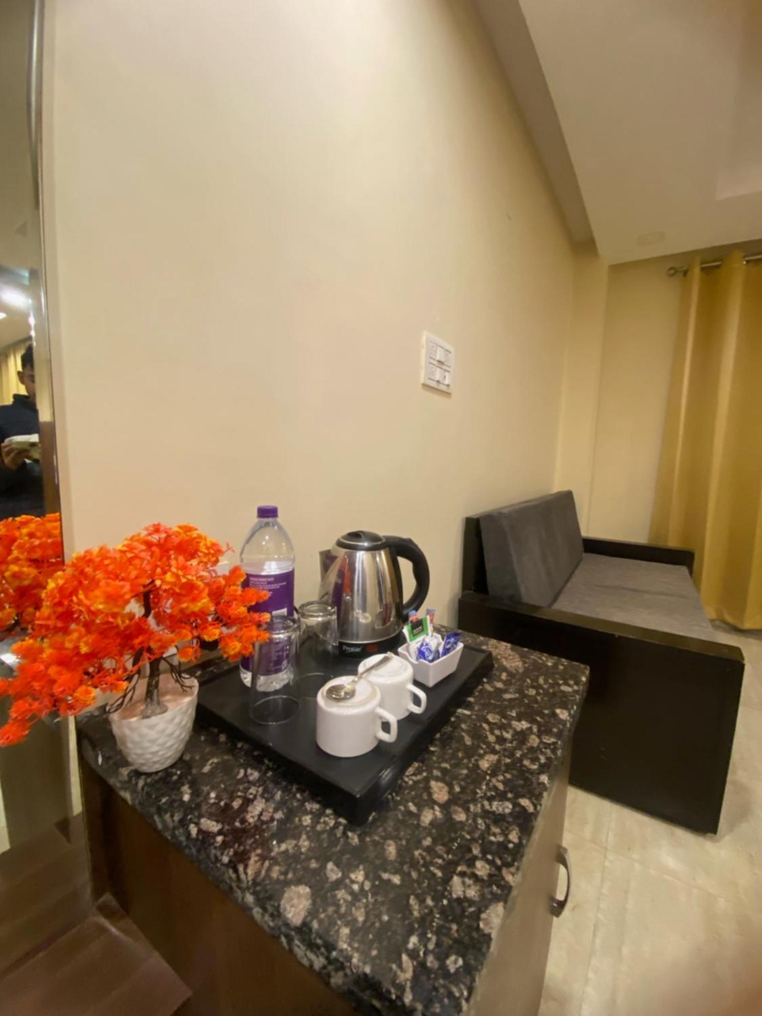 Mj Hills Rishikesh Hotel Bagian luar foto